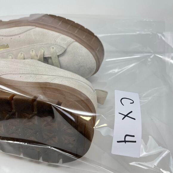 Puma Mayze Platform Beige Suede Gum Sole Casual Shoes Size Women 11 / Men 9.5 - Picture 10 of 10